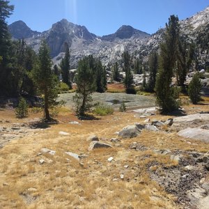 Frozen pond near Rae Lakes