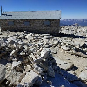 Mount Whitney shelter