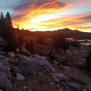 Sunrise over Thousand Island Lake