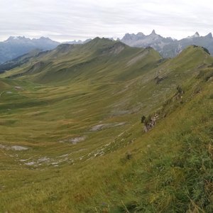 Stoos Ridge Trail